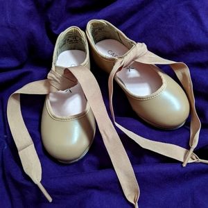 Toddler tap shoes
